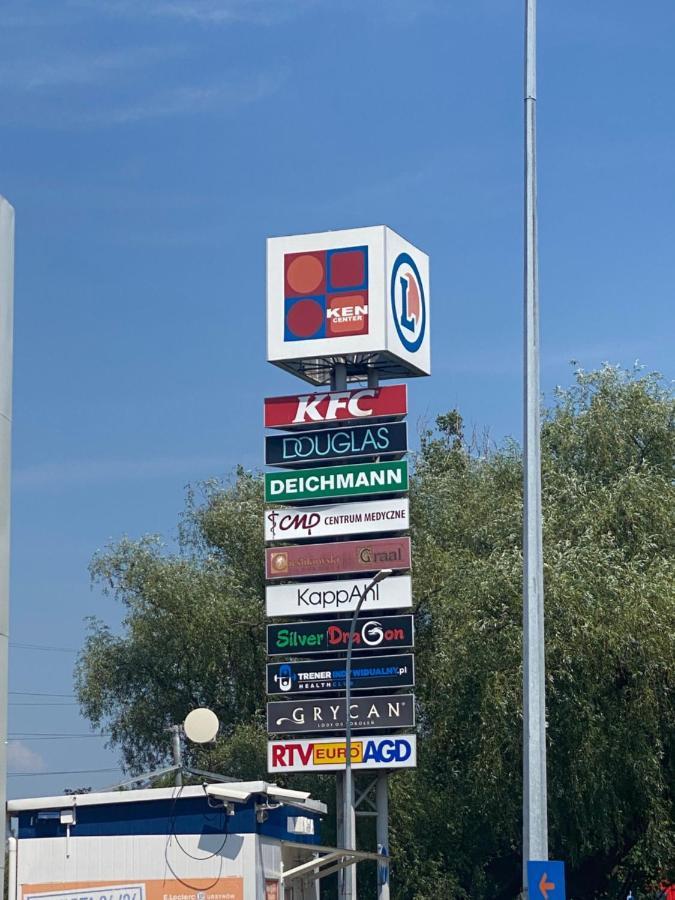 Pokoje Polinezyjska Varsóvia Exterior foto